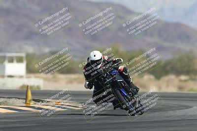 media/Oct-30-2025-Racers Edge (Thu) [[dabbdaf680]]/3-B Group/Session 2 (Turn 14)/